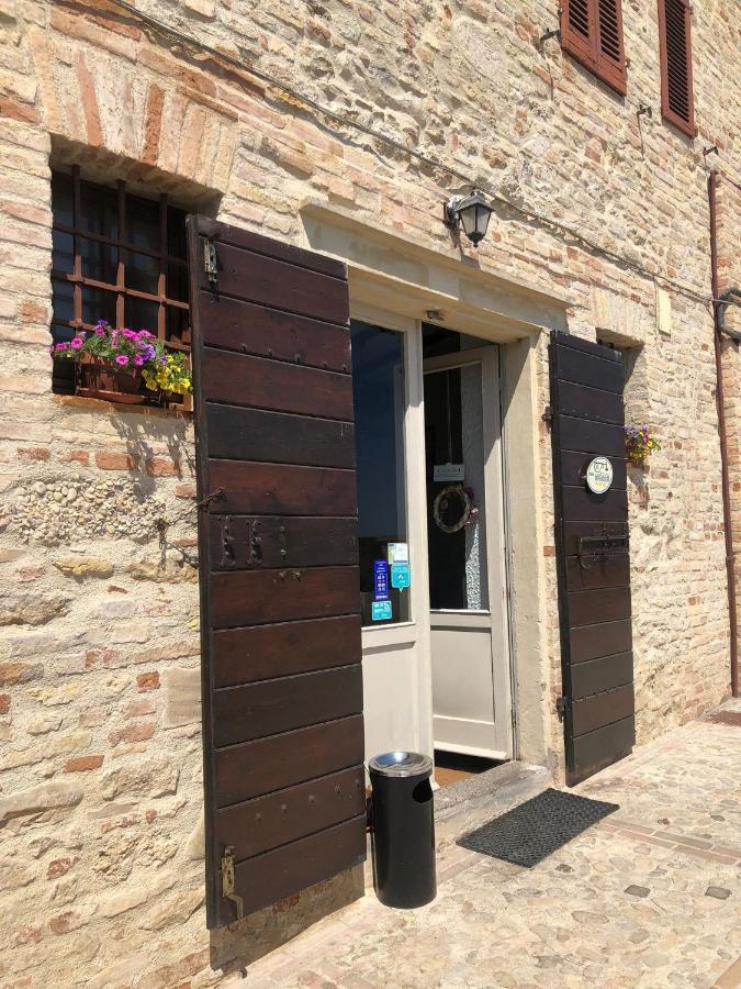Готель Castello - Solo Pernotto Купра-Мариттіма Екстер'єр фото